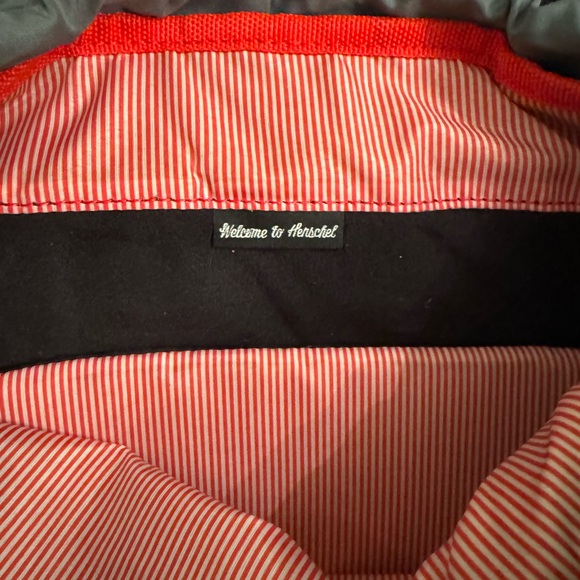 Herschel Little America Heathered Gray Black Dot Backpack EUC - Picture 5 of 5